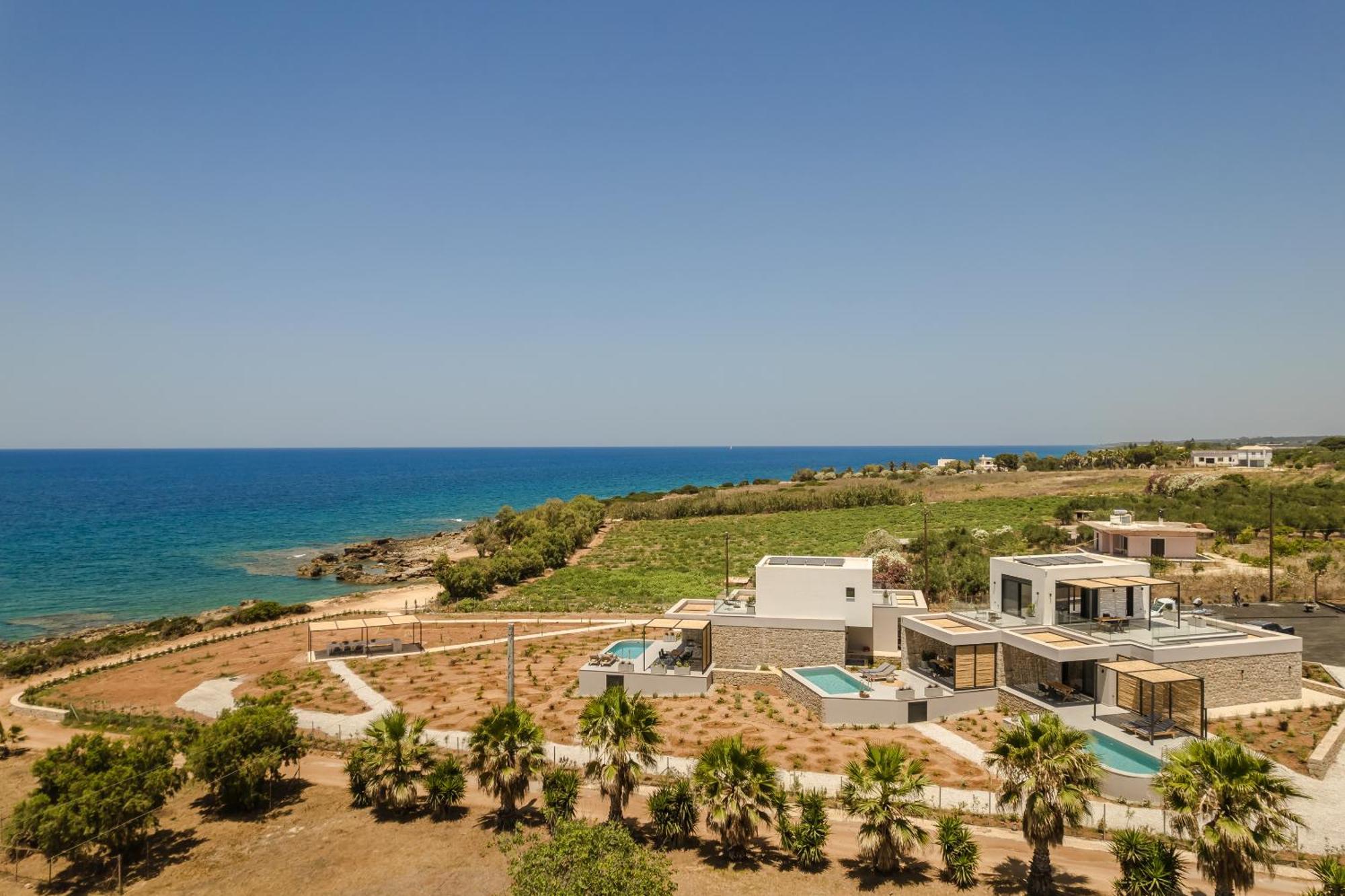 Mast Luxury Residences Gargalianoi Екстериор снимка