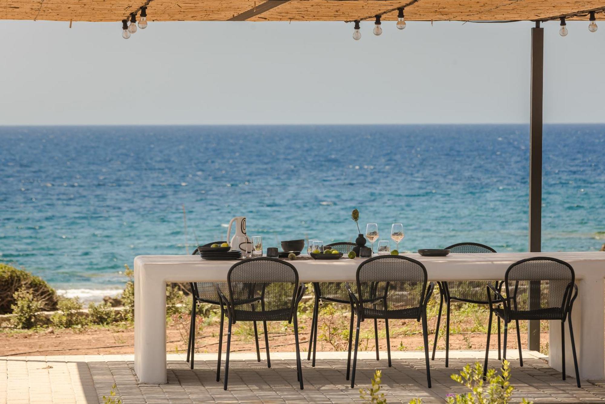 Mast Luxury Residences Gargalianoi Екстериор снимка