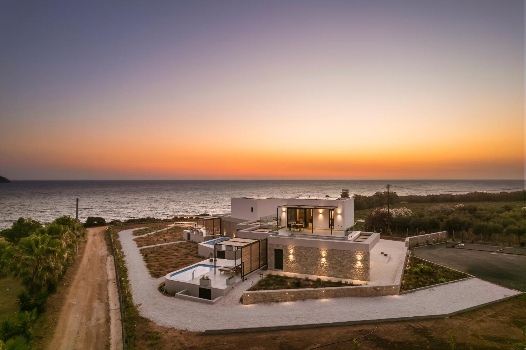 Mast Luxury Residences Gargalianoi Екстериор снимка
