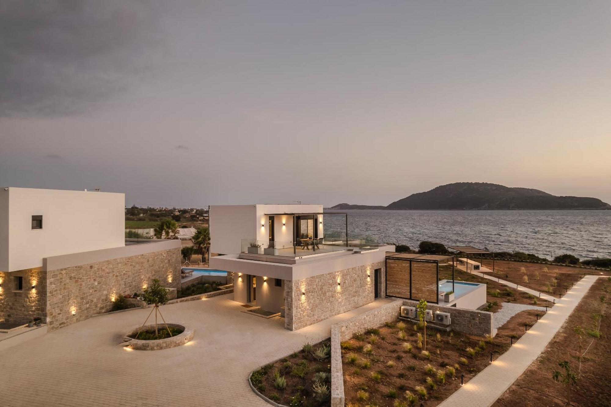 Mast Luxury Residences Gargalianoi Екстериор снимка