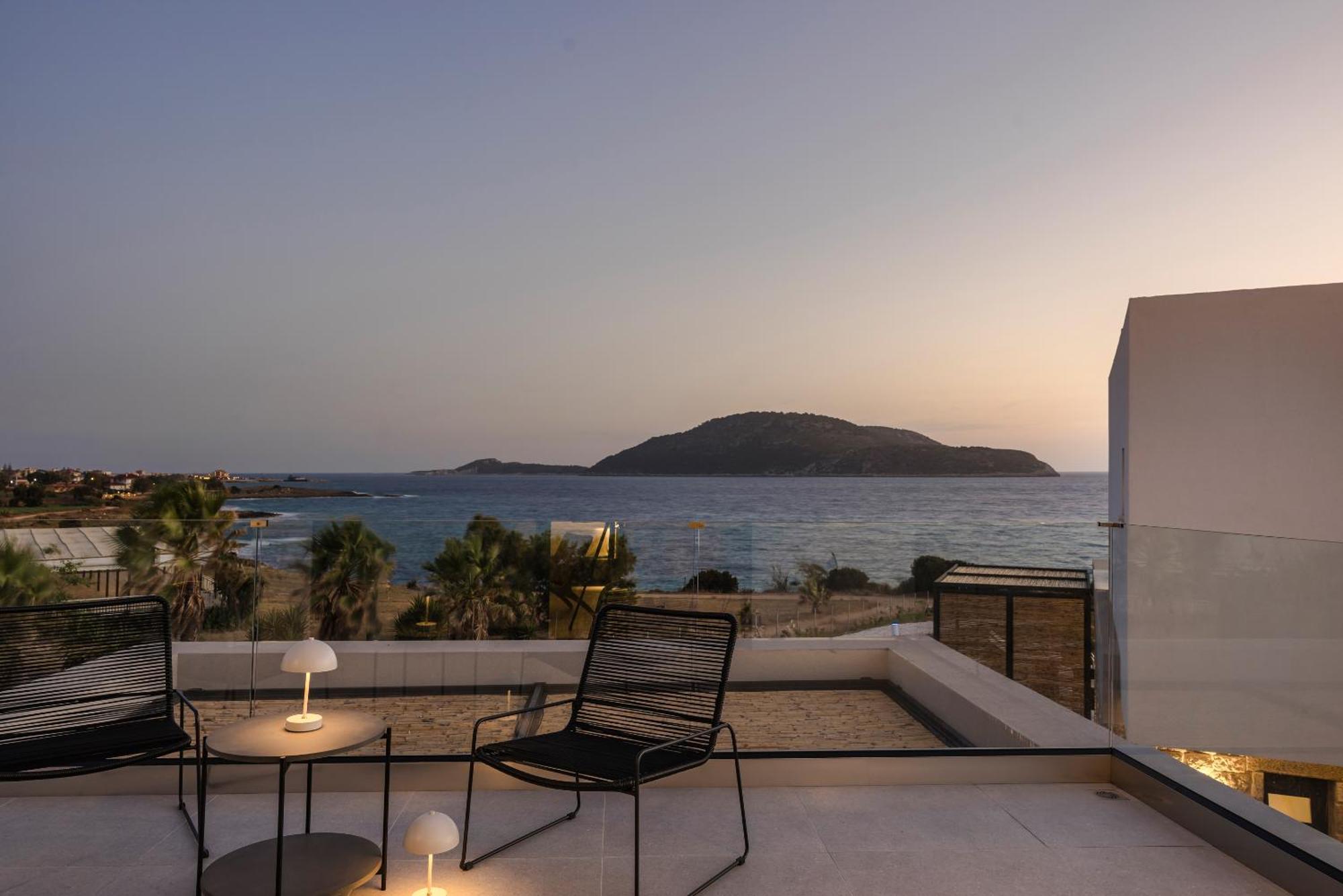 Mast Luxury Residences Gargalianoi Екстериор снимка